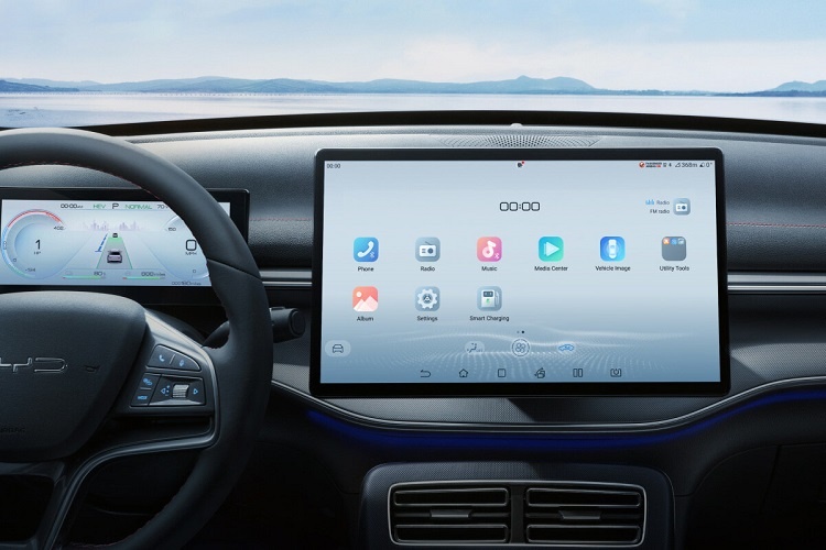 Интеллектуальная система сетевого подключения BYD